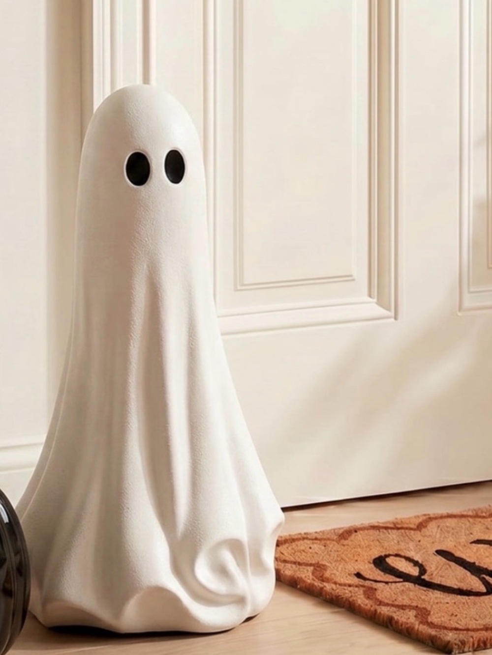 My Texas House Large Ghost Decoration, Black and White, 22"